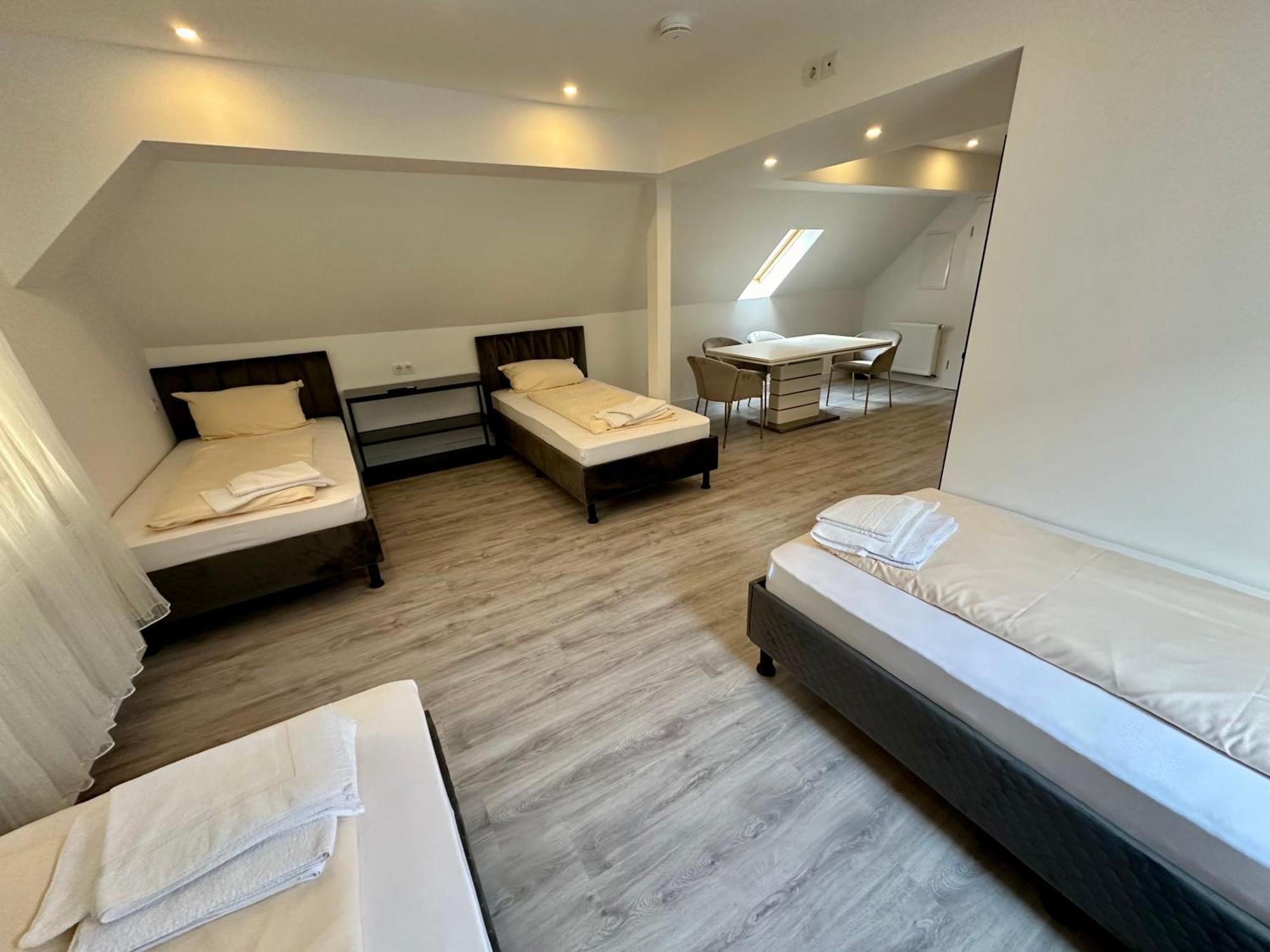 Durmaz Hotel Hannover Exteriör bild