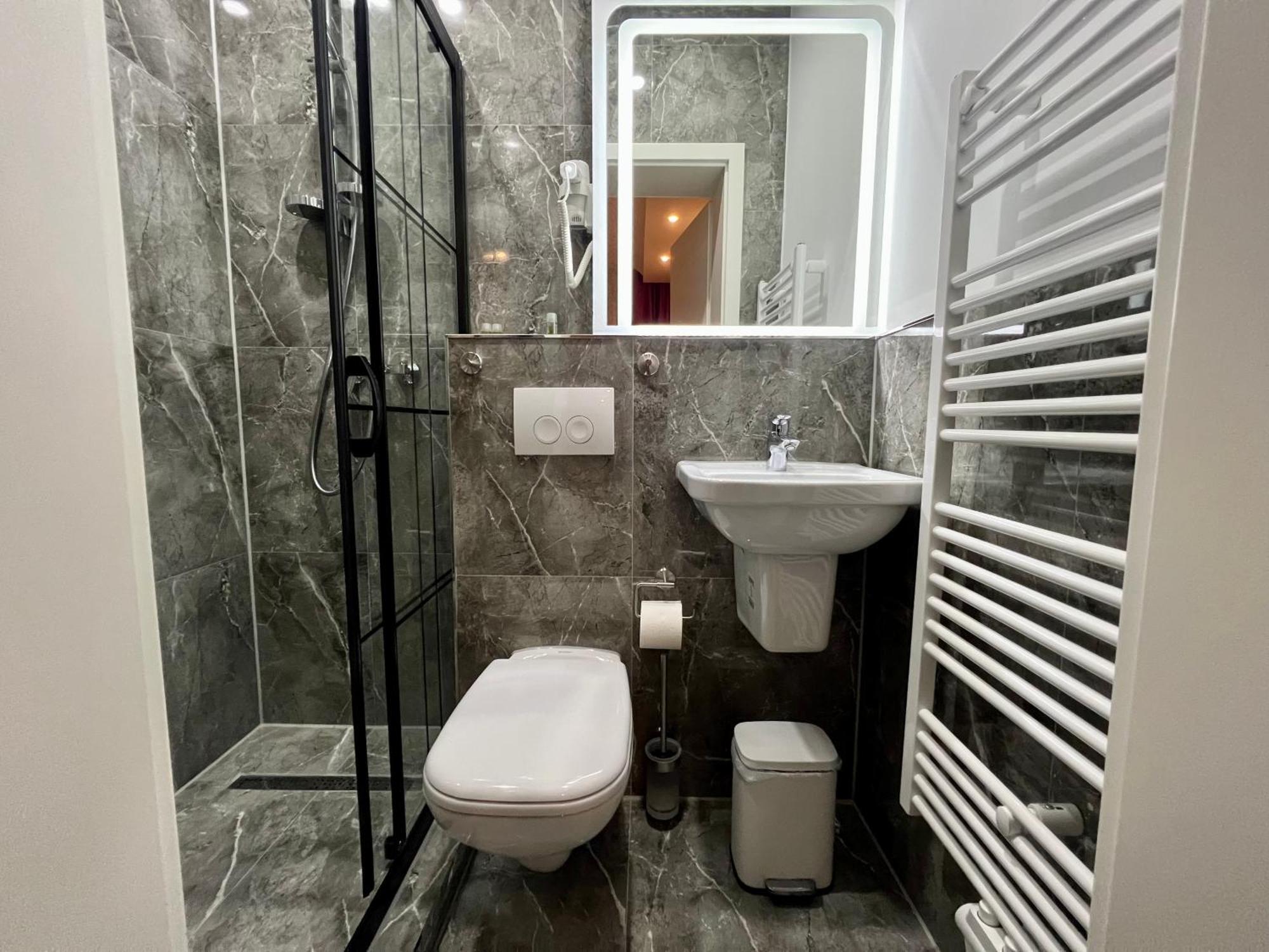 Durmaz Hotel Hannover Exteriör bild