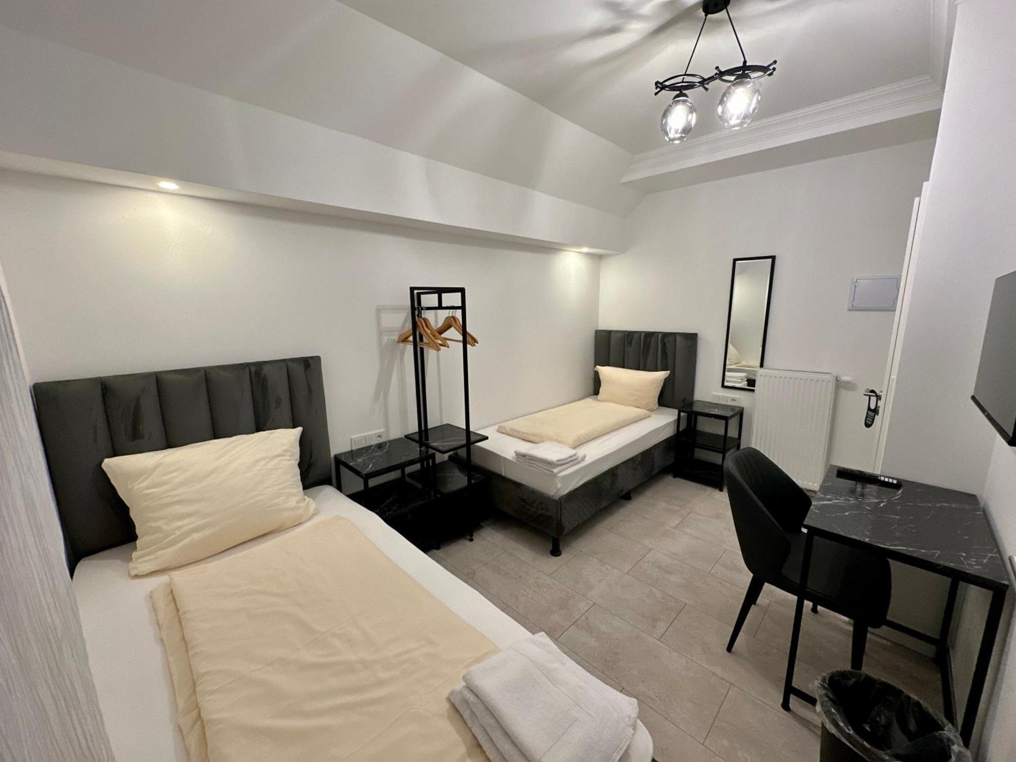 Durmaz Hotel Hannover Exteriör bild